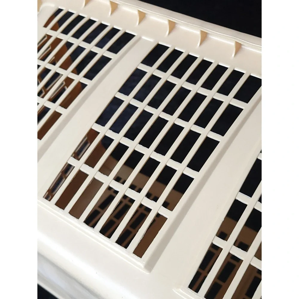 Vintage Rubbermaid 2965 Laundry Basket‎ Beige Almond Plastic Rectangular Hamper